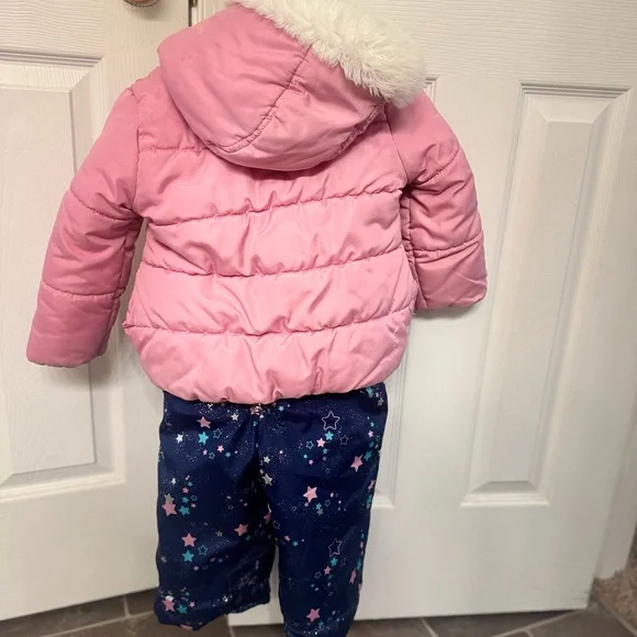 London Fog 2T girls snow suit ❄️☃️ - Picture 2 of 4